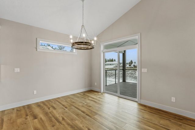 3935 S Glendora Dr, Spokane, WA 99223