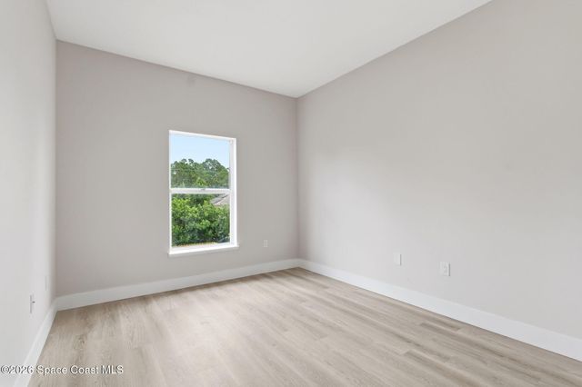 518 Sauders Road SE, Palm Bay, FL 32909