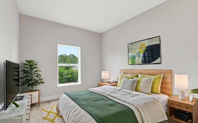 518 Sauders Road SE, Palm Bay, FL 32909