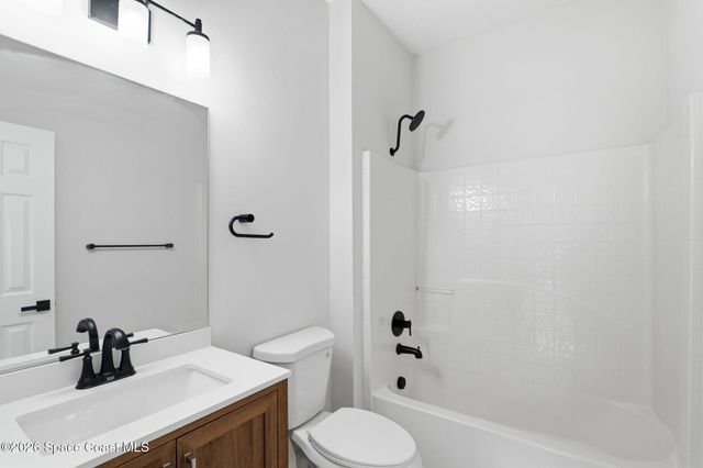 518 Sauders Road SE, Palm Bay, FL 32909