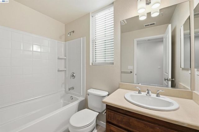 4220 Providence Ter, Fremont, CA 94538