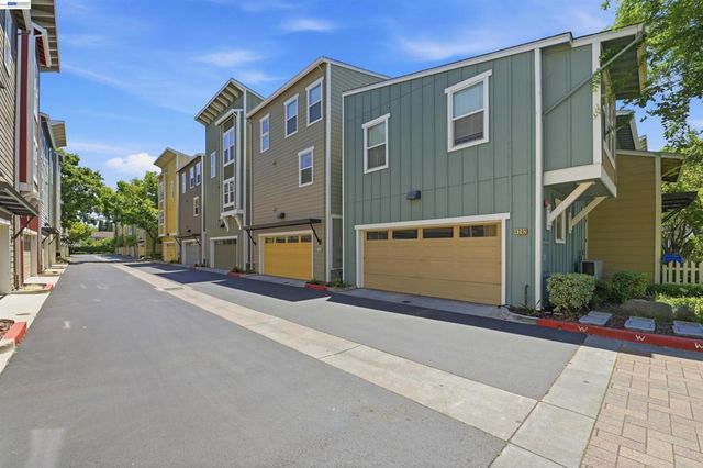 4220 Providence Ter, Fremont, CA 94538