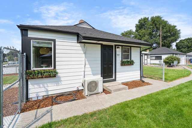 727 E Crown Ave, Spokane, WA 99207