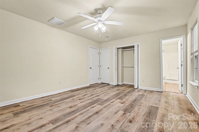 7515 Woodknoll Drive, Charlotte, NC 28217