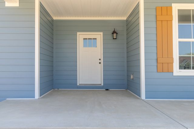 2060 Beverly Ct, Springfield, TN 37172