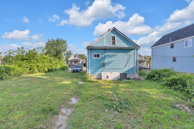 2124 Halleck Street, Detroit, MI 48212