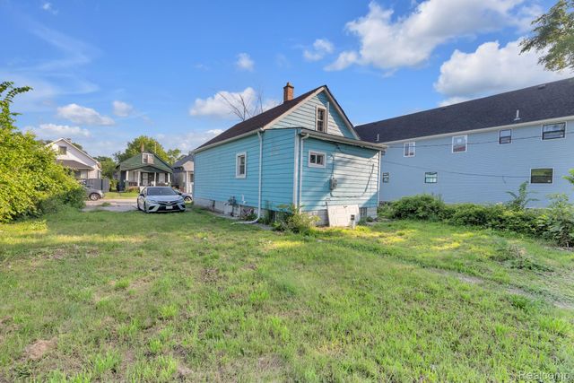 2124 Halleck Street, Detroit, MI 48212