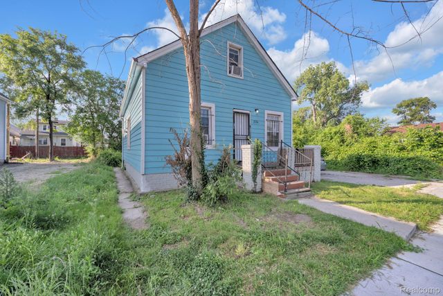 2124 Halleck Street, Detroit, MI 48212