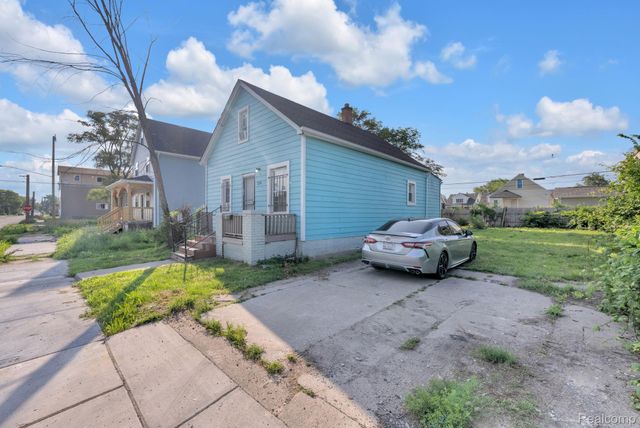2124 Halleck Street, Detroit, MI 48212