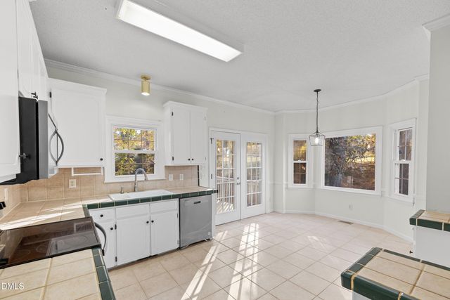 3645 S Pointe Drive, Apex, NC 27539