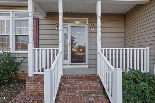 3645 S Pointe Drive, Apex, NC 27539