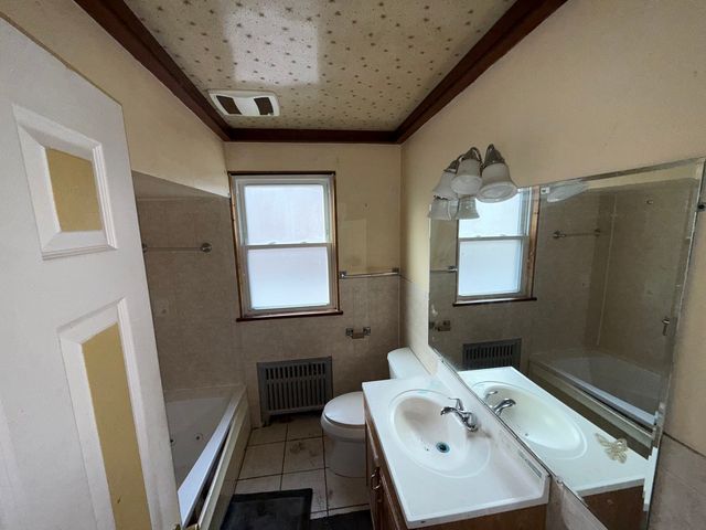 9307 S Loomis Street, Chicago, IL 60620