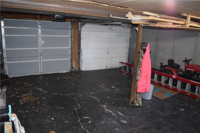 1704 Cinnabar Drive, Raymore, MO 64083