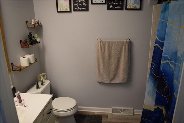 1704 Cinnabar Drive, Raymore, MO 64083