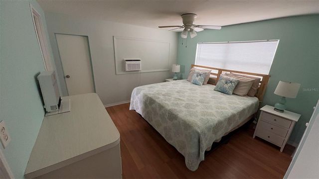 4851 W GANDY BOULEVARD B11L38, Tampa, FL 33611