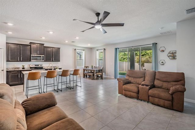 16619 GOOSE RIBBON PLACE, Wimauma, FL 33598