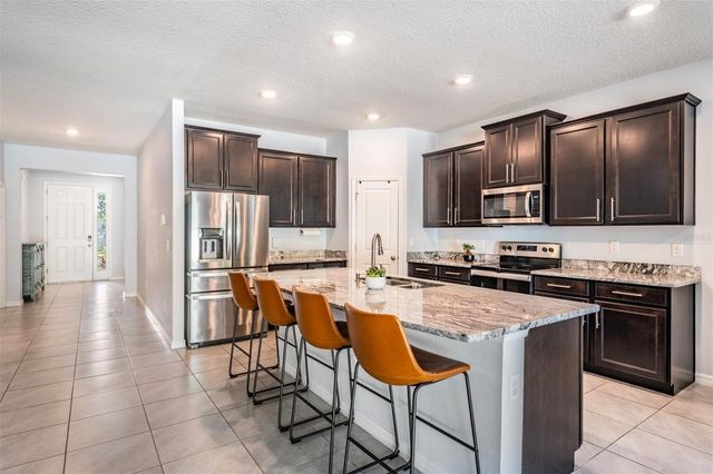 16619 GOOSE RIBBON PLACE, Wimauma, FL 33598