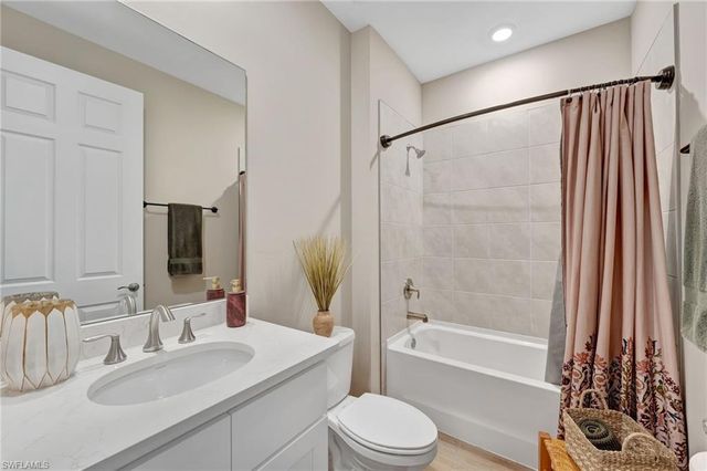 16711 Elkhorn Coral DR, North Fort Myers, FL 33903