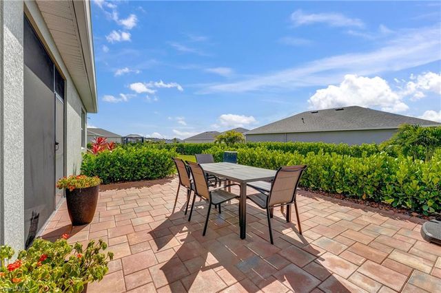 16711 Elkhorn Coral DR, North Fort Myers, FL 33903