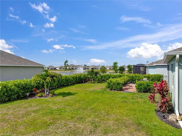 16711 Elkhorn Coral DR, North Fort Myers, FL 33903