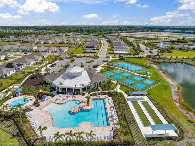 16711 Elkhorn Coral DR, North Fort Myers, FL 33903