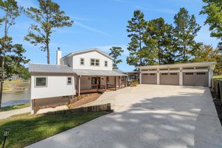 57 Holiday Lane, Coldspring, TX 77331