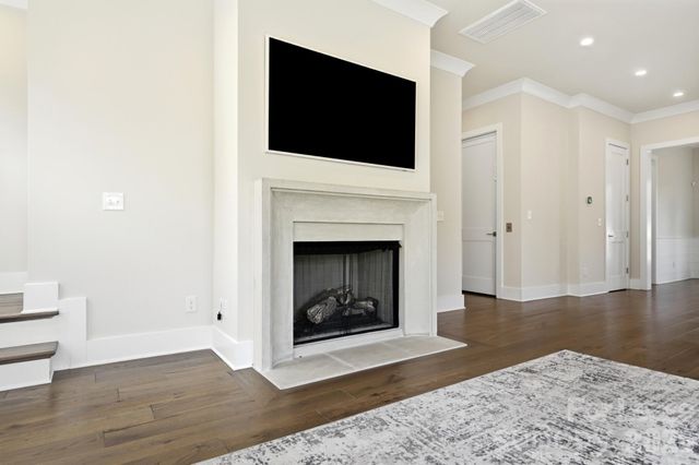 2428 Runnymede Lane, Charlotte, NC 28209