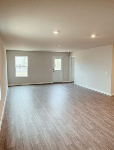 832 Bluffview Drive, Cleburne, TX 76031