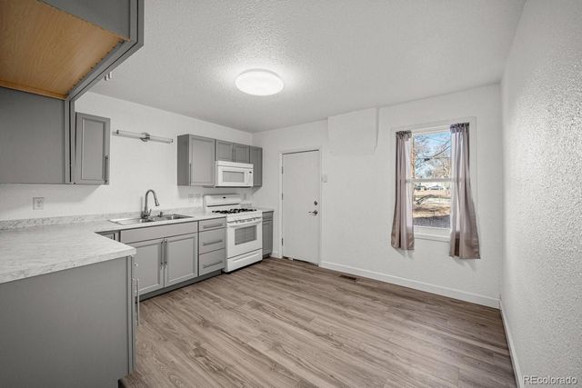 615 E 1st Street, Pueblo, CO 81001