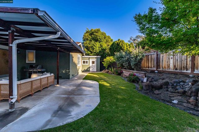 871 Litwin Dr, Concord, CA 94518