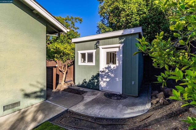 871 Litwin Dr, Concord, CA 94518