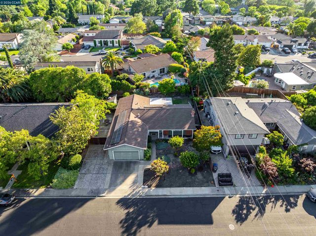 871 Litwin Dr, Concord, CA 94518