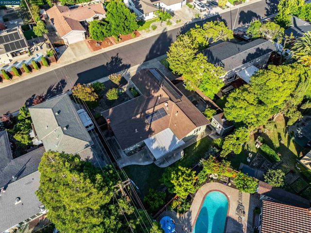 871 Litwin Dr, Concord, CA 94518
