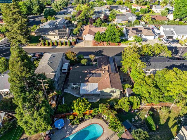 871 Litwin Dr, Concord, CA 94518