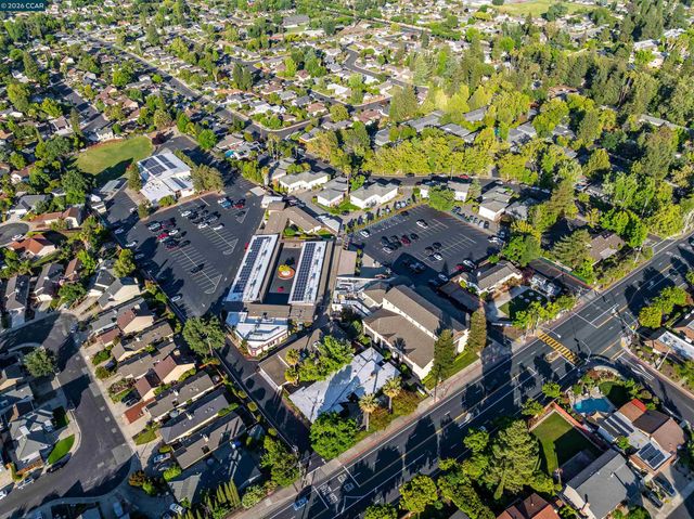871 Litwin Dr, Concord, CA 94518