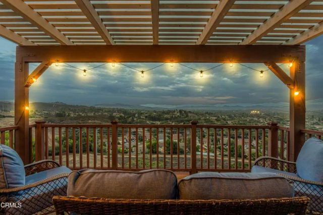 744 Calle Punta, Thousand Oaks, CA 91360