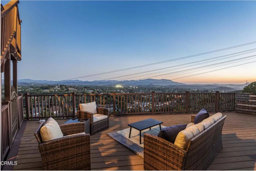 744 Calle Punta, Thousand Oaks, CA 91360