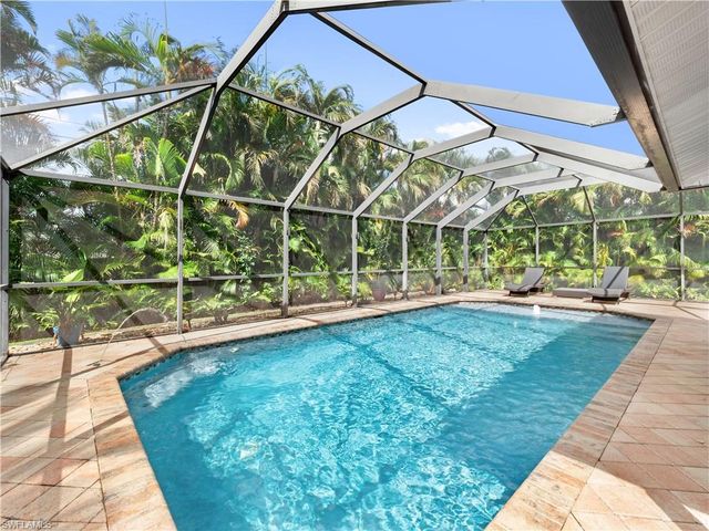 2138 SW 12th PL, Cape Coral, FL 33991