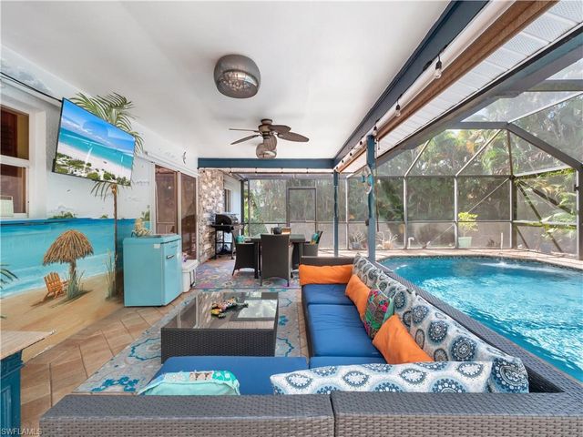 2138 SW 12th PL, Cape Coral, FL 33991