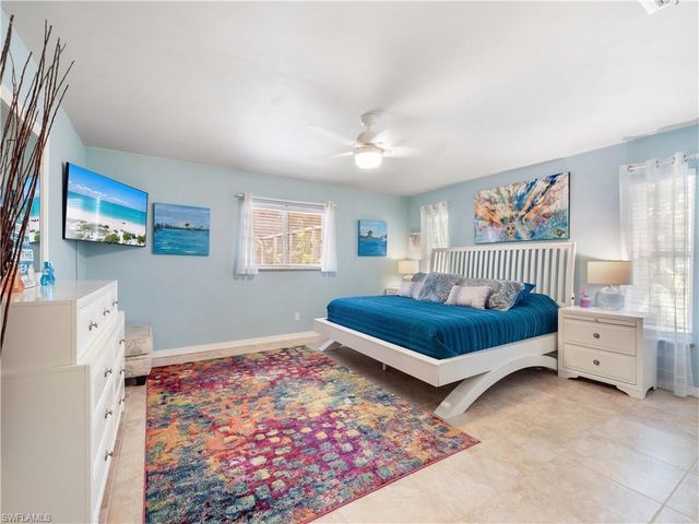 2138 SW 12th PL, Cape Coral, FL 33991