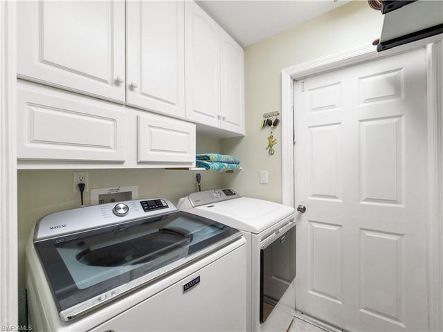 2138 SW 12th PL, Cape Coral, FL 33991