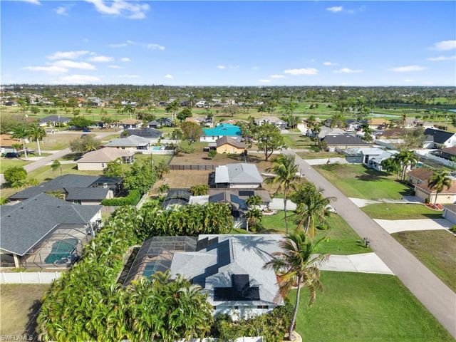 2138 SW 12th PL, Cape Coral, FL 33991
