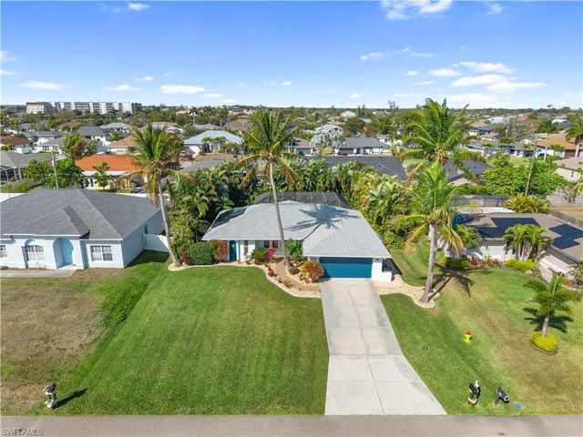 2138 SW 12th PL, Cape Coral, FL 33991