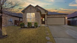 330 New Bridge DR, Kyle, TX 78640