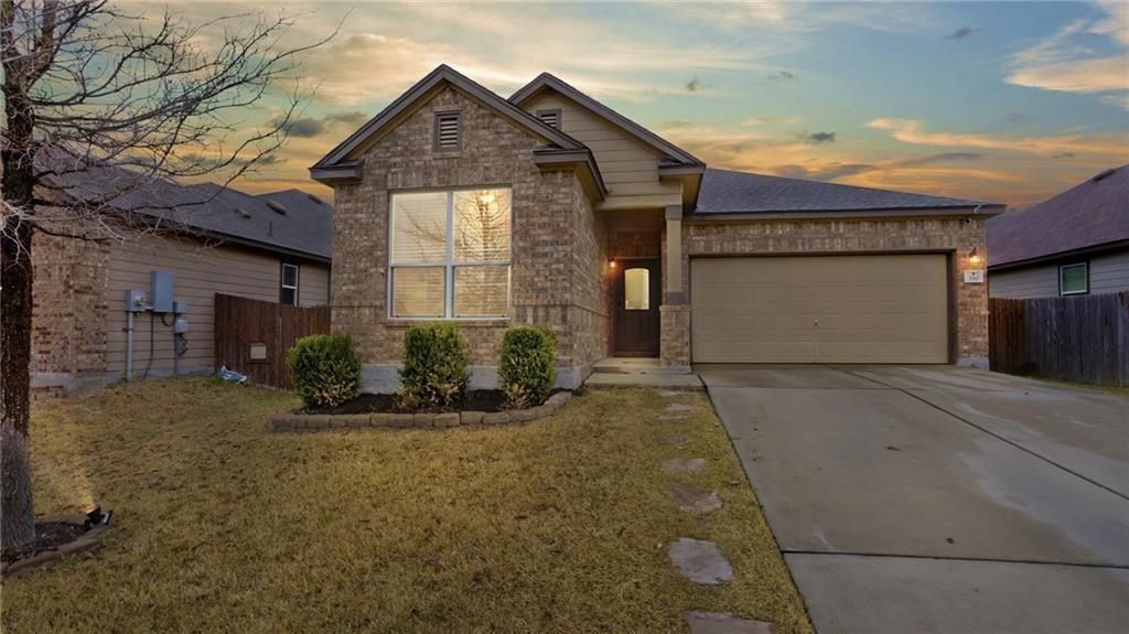 330 New Bridge DR, Kyle, TX 78640
