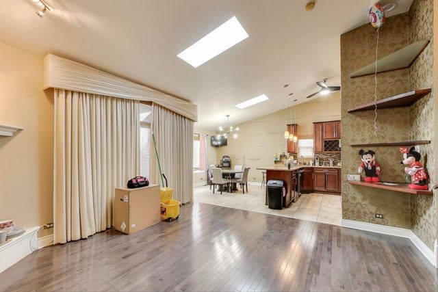 3015 140th Place, Blue Island, IL 60406