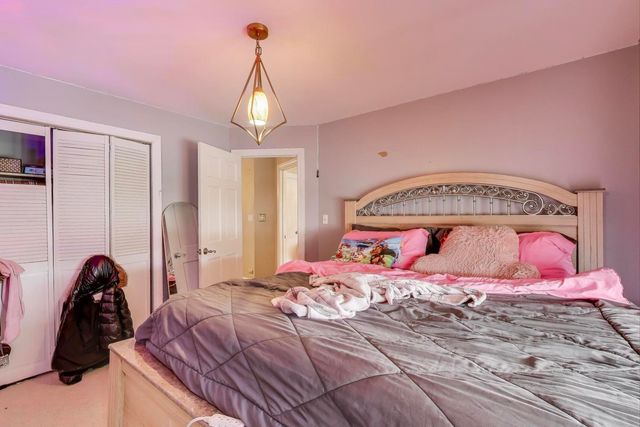 3015 140th Place, Blue Island, IL 60406