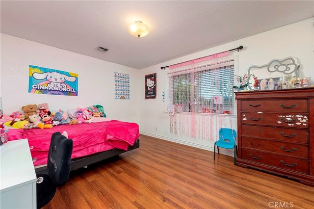 2257 West Avenue N8, Palmdale, CA 93551