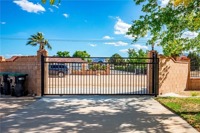 2257 West Avenue N8, Palmdale, CA 93551