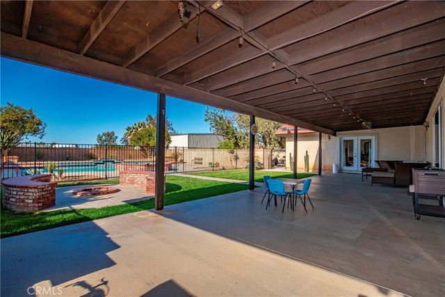 2257 West Avenue N8, Palmdale, CA 93551